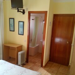 Отель Hostal Lleida удобства в номере фото 4