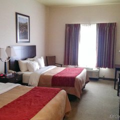 Comfort Inn & Suites Creswell in Creswell, United States of America from 162$, photos, reviews - zenhotels.com guestroom
