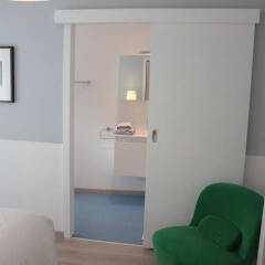 Апартаменты Clarisses 4 - 1 BR Apartment 1st Floor - ZEA 39142 Льеж комната для гостей фото 5