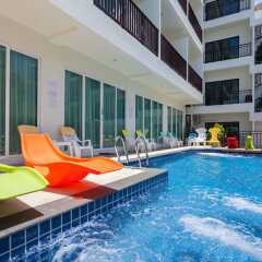 Отель The Frutta Boutique Patong Beach бассейн фото 3