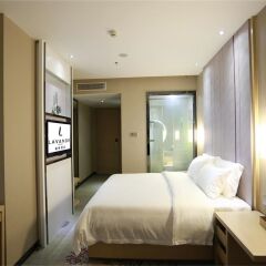 Lavande Hotel Gz Huangpu Avenue Branch сейф в номере