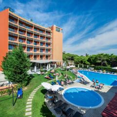 Отель Aqua Pedra Dos Bicos Design Beach Hotel - Только для взрослых Португалия, Албуфейра - отзывы, цены и фото номеров - забронировать отель Aqua Pedra Dos Bicos Design Beach Hotel - Только для взрослых онлайн бассейн фото 3