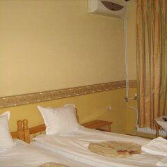 Отель Dvata Brjasta Family Hotel Болгария, Асеновград - отзывы, цены и фото номеров - забронировать отель Dvata Brjasta Family Hotel онлайн сейф в номере