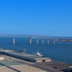 Отель Hilton San Diego Bayfront пляж фото 2