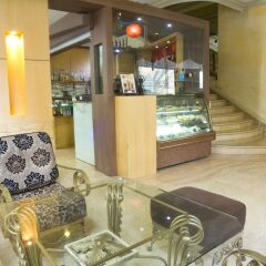 Makati Palace Hotel с домашними животными