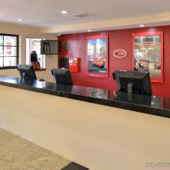 Отель Best Western Plus Raffles Inn & Suites интерьер отеля фото 3