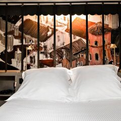 Отель Cour Des Loges Hotel Франция, Лион - 1 отзыв об отеле, цены и фото номеров - забронировать отель Cour Des Loges Hotel онлайн сейф в номере