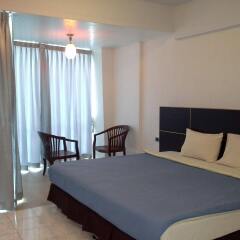 Отель B & B Patong Beach House комната для гостей фото 2