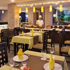 Отель Buri Tara Resort питание