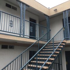 Отель Beverly Inn США, Лос-Анджелес - отзывы, цены и фото номеров - забронировать отель Beverly Inn онлайн балкон