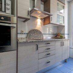 Отель Alterhome Apartamento Catedral de la Almudena II в номере