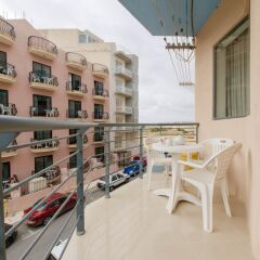 Апартаменты Luxury Holiday Apartment IN Qawra Каура балкон