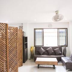 Отель G&B Guesthouse комната для гостей фото 3