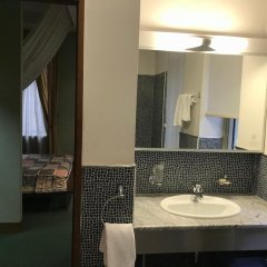 Hotel Astra Sarajevo in Sarajevo, Bosnia and Herzegovina from 117$, photos, reviews - zenhotels.com bathroom