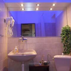 Отель Pink House Apartments Чехия, Прага - отзывы, цены и фото номеров - забронировать отель Pink House Apartments онлайн ванная фото 2