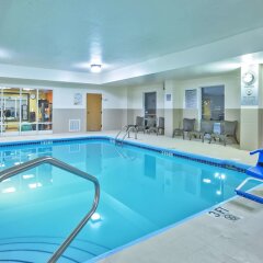 Отель La Quinta Inn & Suites Columbus West - Hilliard США, Колумбус - 1 отзыв об отеле, цены и фото номеров - забронировать отель La Quinta Inn & Suites Columbus West - Hilliard онлайн бассейн фото 3