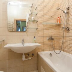 Гостиница Apartamentay V Tsentre в Калининграде отзывы, цены и фото номеров - забронировать гостиницу Apartamentay V Tsentre онлайн Калининград ванная