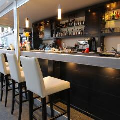 Meliton Inn Hotel & Suites Ситония гостиничный бар