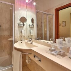 Отель Best Western Plus Hotel Genova Италия, Турин - 1 отзыв об отеле, цены и фото номеров - забронировать отель Best Western Plus Hotel Genova онлайн ванная фото 2