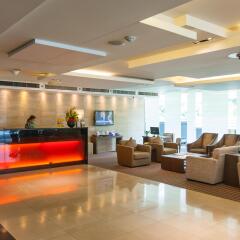 Отель Oakwood Residence Sukhumvit 24, Bangkok интерьер отеля