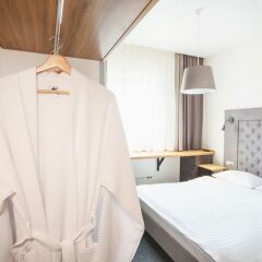 Гостиница «У медового моста» в Калининграде отзывы, цены и фото номеров - забронировать гостиницу «У медового моста» онлайн Калининград комната для гостей фото 2