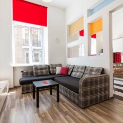 Гостиница Modern Properties Lviv комната для гостей фото 5