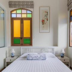 O'nya Phuket Hotel 3* Улучшенный номер с различными типами кроватей фото 4