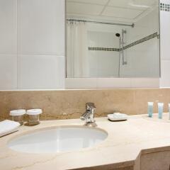 Отель Hilton London Kensington ванная