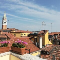 Отель Locanda Antica Venezia Италия, Венеция - 1 отзыв об отеле, цены и фото номеров - забронировать отель Locanda Antica Venezia онлайн балкон