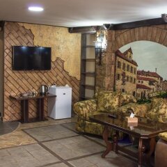 2x2 Cinema-Bar Hotel & Tours интерьер отеля фото 3