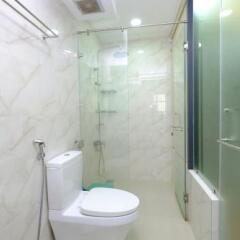 Апартаменты Sunrise Ocean View Apartment Номер Делюкс с различными типами кроватей фото 16