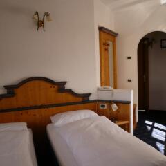 Hotel Nès Crépes Долина Валь-ди-Фасса комната для гостей