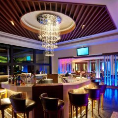 Отель JW Marriott Khao Lak Resort and Spa гостиничный бар