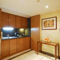 Отель Altis Suites в номере
