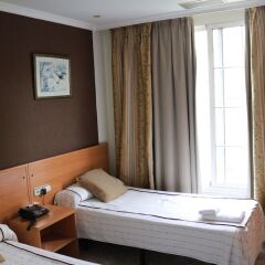 Hotel Sanz Торремолинос комната для гостей фото 4