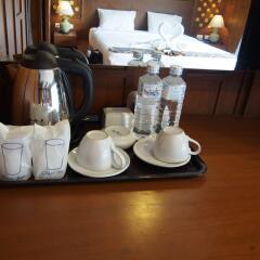 Renoir boutique hotel в номере