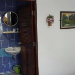 Rungtawan Hostel сейф в номере