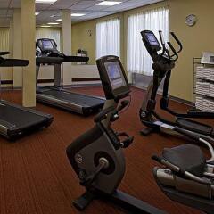 Отель Hyatt Place Ontario / Rancho Cucamonga фитнесс-зал фото 4