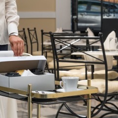 Отель Noble Suites Афины питание