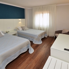 Отель Vista Alegre Hostal Кастро-Урдиалес фото 13