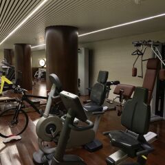 Square Nine Hotel Belgrade фитнесс-зал фото 2