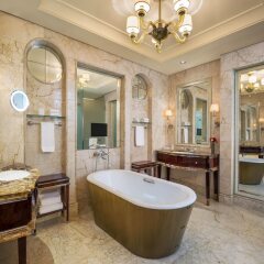 Отель The St. Regis Singapore ванная