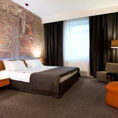 Гостиница Holiday Inn Moscow Tagansky (бывший Симоновский) в Москве - забронировать гостиницу Holiday Inn Moscow Tagansky (бывший Симоновский), цены и фото номеров Москва комната для гостей фото 15