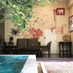Отель Feung Nakorn Balcony Rooms and Cafe бассейн