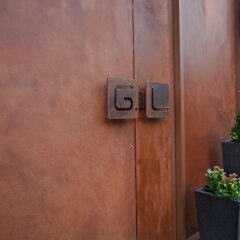 Отель Goodman'S Living Берлин сейф в номере