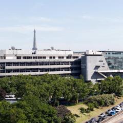 AC Porte Maillot Hotel балкон