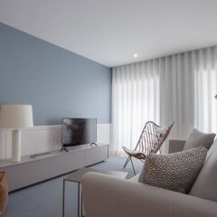 Апартаменты Liiiving In Porto Downtown Luxury Studio Порту комната для гостей фото 4
