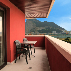 Отель Ohtels Campo De Gibraltar балкон