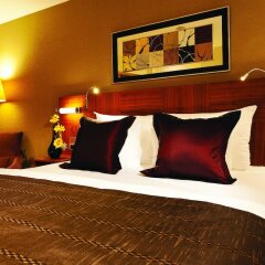 Отель Crowne Plaza Istanbul - Harbiye сейф в номере