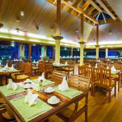 Отель Khaolak Bay Front Resort питание фото 3